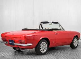 Fiat 124 Spider