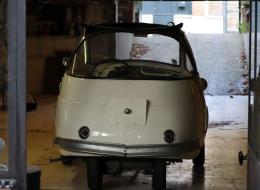 Isetta Velam