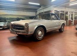 Mercedes-Benz SL 230 Pagode