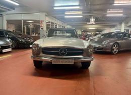 Mercedes-Benz SL 230 Pagode