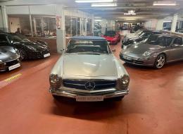 Mercedes-Benz SL 230 Pagode