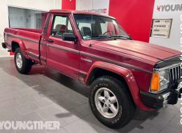 Jeep Comando Pick up 4.0 L Benne Longue