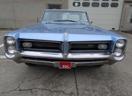 Pontiac Grand-Prix V8 Coupé