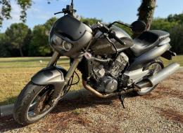 Moto Voxan Roadster 1000