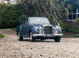 Bentley S2 Continental Flying Spur