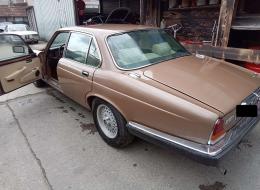 Jaguar Série - XJ 12