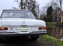 Mercedes-Benz SE 220 automatic