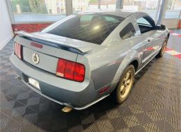 Ford Mustang 4.6L V8 305CH Coupé