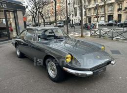 Ferrari 365 GT 2+2