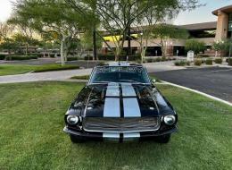 Ford Mustang Coupé V8 302ci