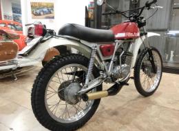 Moto Rieju TT 406