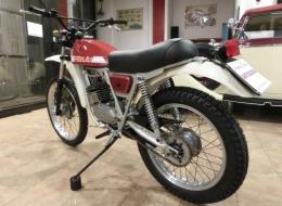 Moto Rieju TT 406