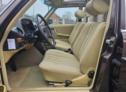 Mercedes-Benz 240 D