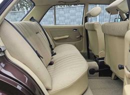 Mercedes-Benz 240 D
