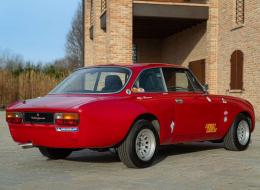 Alfa Roméo Giulia GT 2000 Veloce Replica 