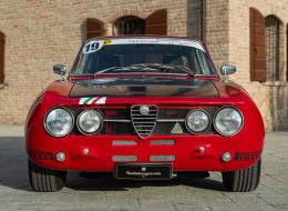 Alfa Roméo Giulia GT 2000 Veloce Replica 