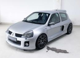 Renault Clio 3.0 V6 RS