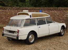 Citroen DS F Ambulance “Rehaussée”