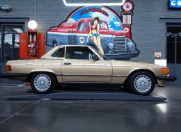 Mercedes-Benz SL 560