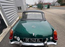 MG B 1800