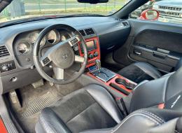 Dodge Challenger SRT8 V8 6.1L Hemi