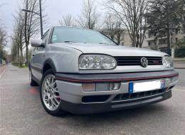 Volkswagen Golf GTI 16V 20ème Anniversaire. Climatronic