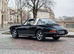 Porsche 911 2.4 S Targa