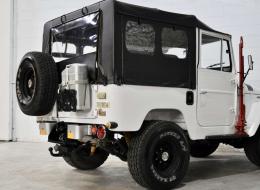 Toyota Land Cruiser FJ40