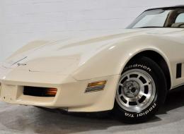 Chevrolet Corvette C3 Stingray 5.7L