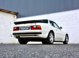 Porsche 944 S2
