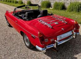 MG B Roadster