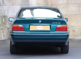 BMW Série 3 318is