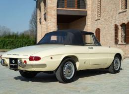 Alfa Roméo Spider 1750 Veloce