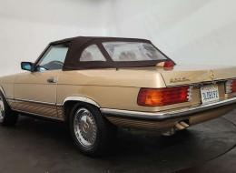 Mercedes-Benz SL 560