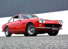 Ferrari 330 GT 2+2