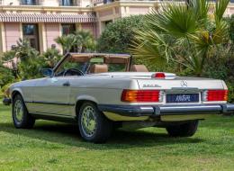Mercedes-Benz SL 560