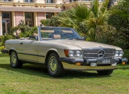 Mercedes-Benz SL 560
