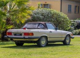 Mercedes-Benz SL 560