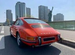Porsche 911 2.2T