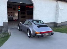 Porsche 911 Carrera 3.2 G50 coupé