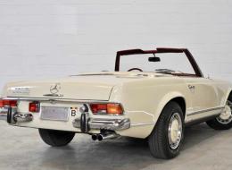 Mercedes-Benz SL 280 Pagode