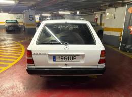 Mercedes-Benz TE 230TE (W124)