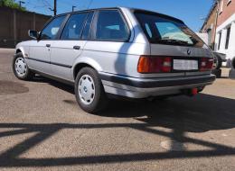 BMW Série 3 E30 TOURING 1.8 LITRES BOITE 5 VITESSES 100 CH  