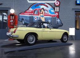 MG B