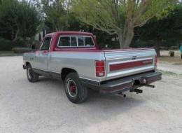 Dodge Pick-up Ram charger 