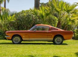 Ford Mustang Fastback V8 289 ci