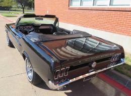 Ford Mustang CABRIOLET 