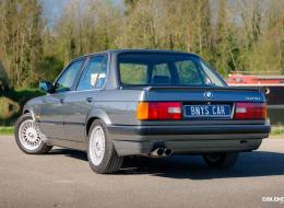 BMW Série 3 325i E30 Worldline