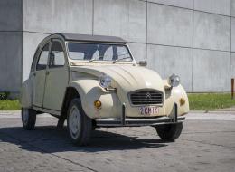 Citroen 2 CV 6 Spécial