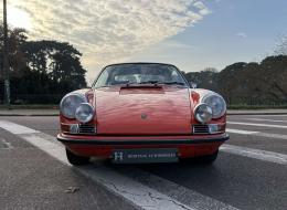 Porsche 911 2.2 E